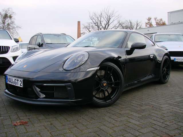 Porsche 992 CARRERA GTS Leichtbau-Sport-Paket 360º ACC Lift