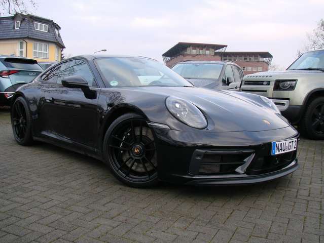 Imagine Porsche 992 CARRERA GTS Leichtbau-Sport-Paket 360º ACC Lift