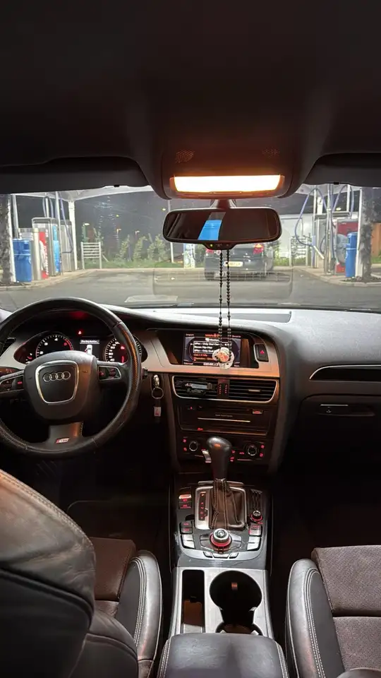 Audi A4 Avant 2.0 TDI 143 DPF S line Multitronic