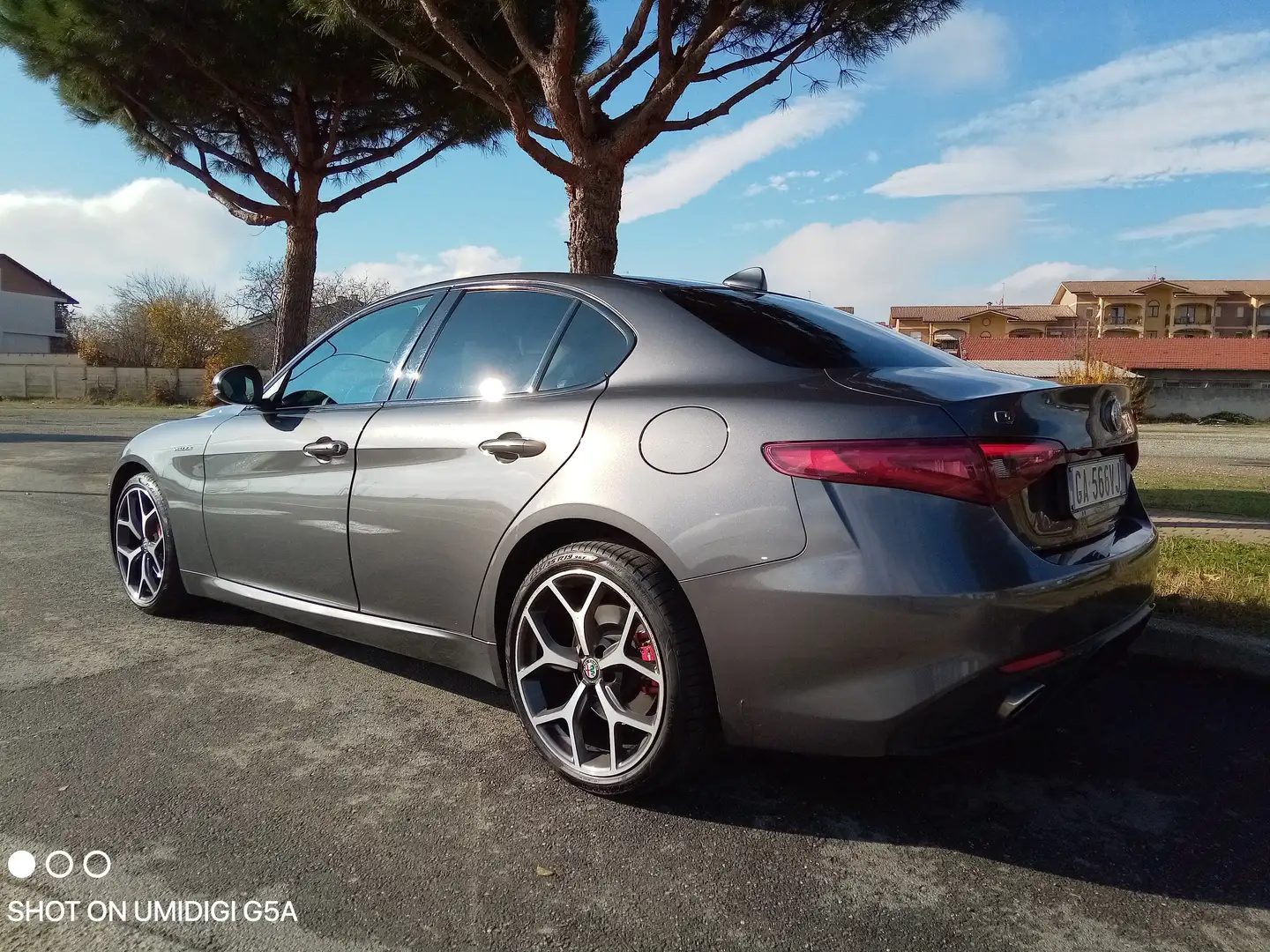 Alfa Romeo Giulia 2.2 t Veloce Q4 210cv Aut.**MOTORE NUOVO** Gris - 2