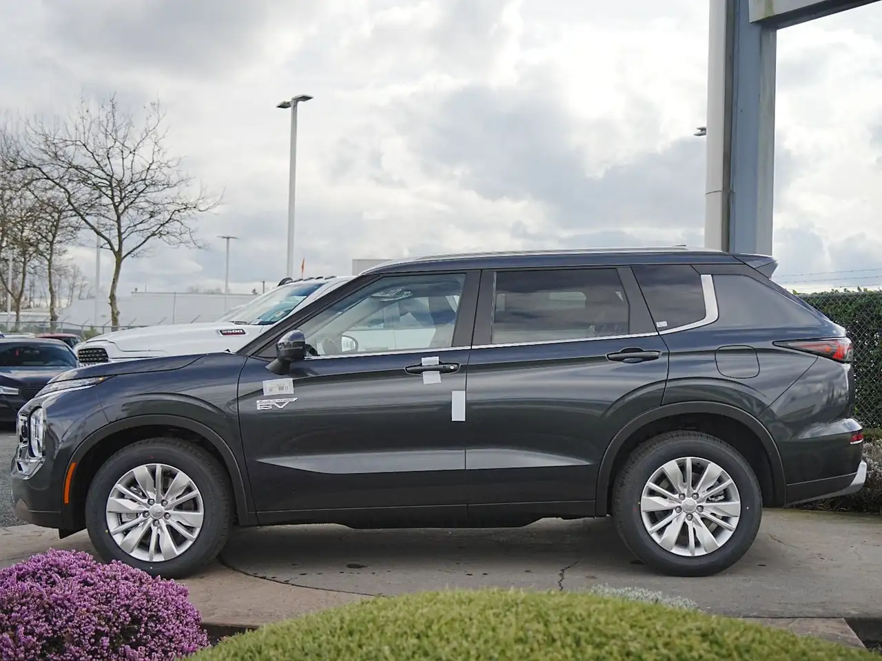 Mitsubishi Outlander снимка Mitsubishi Outlander