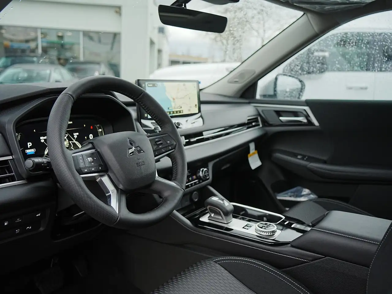 Mitsubishi Outlander снимка Mitsubishi Outlander