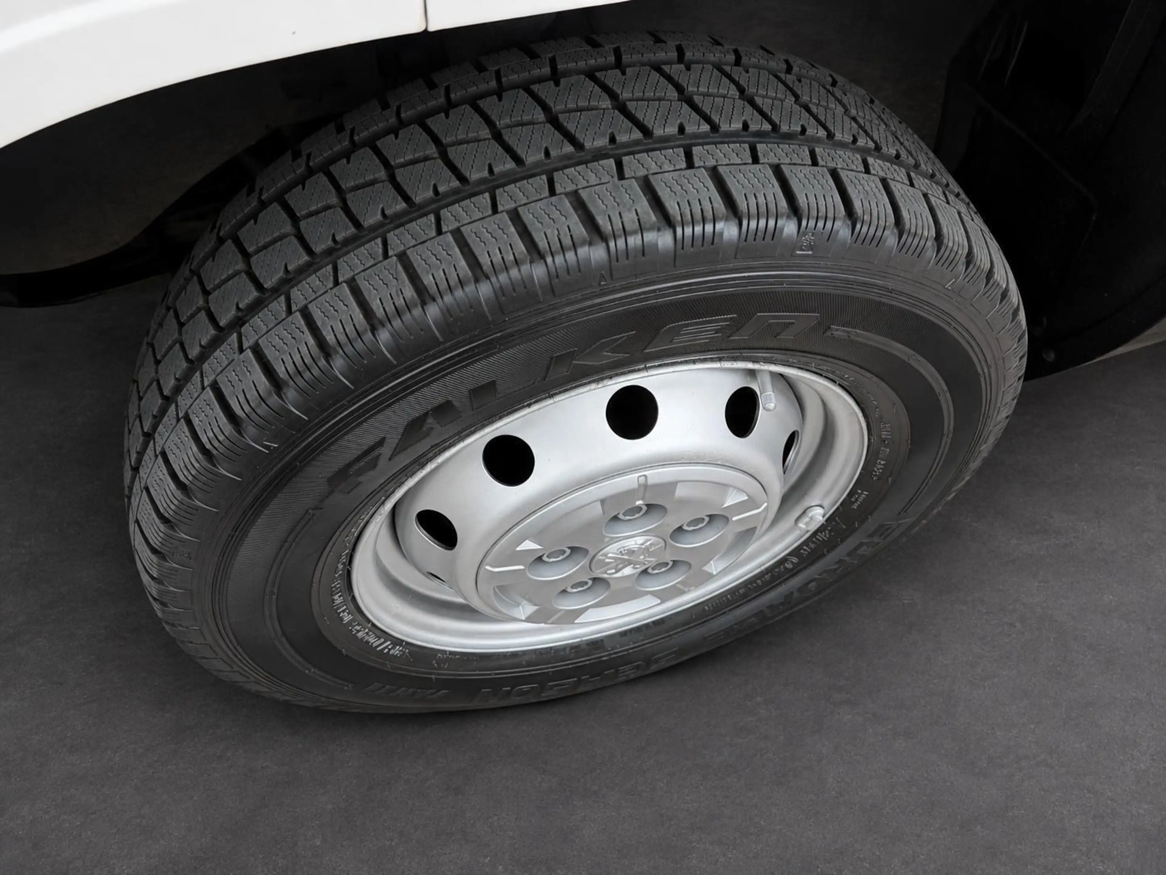 Peugeot Boxer Kasten 330 L1H1 Pro BlueHDi 130 * R-KAM * — photo 14