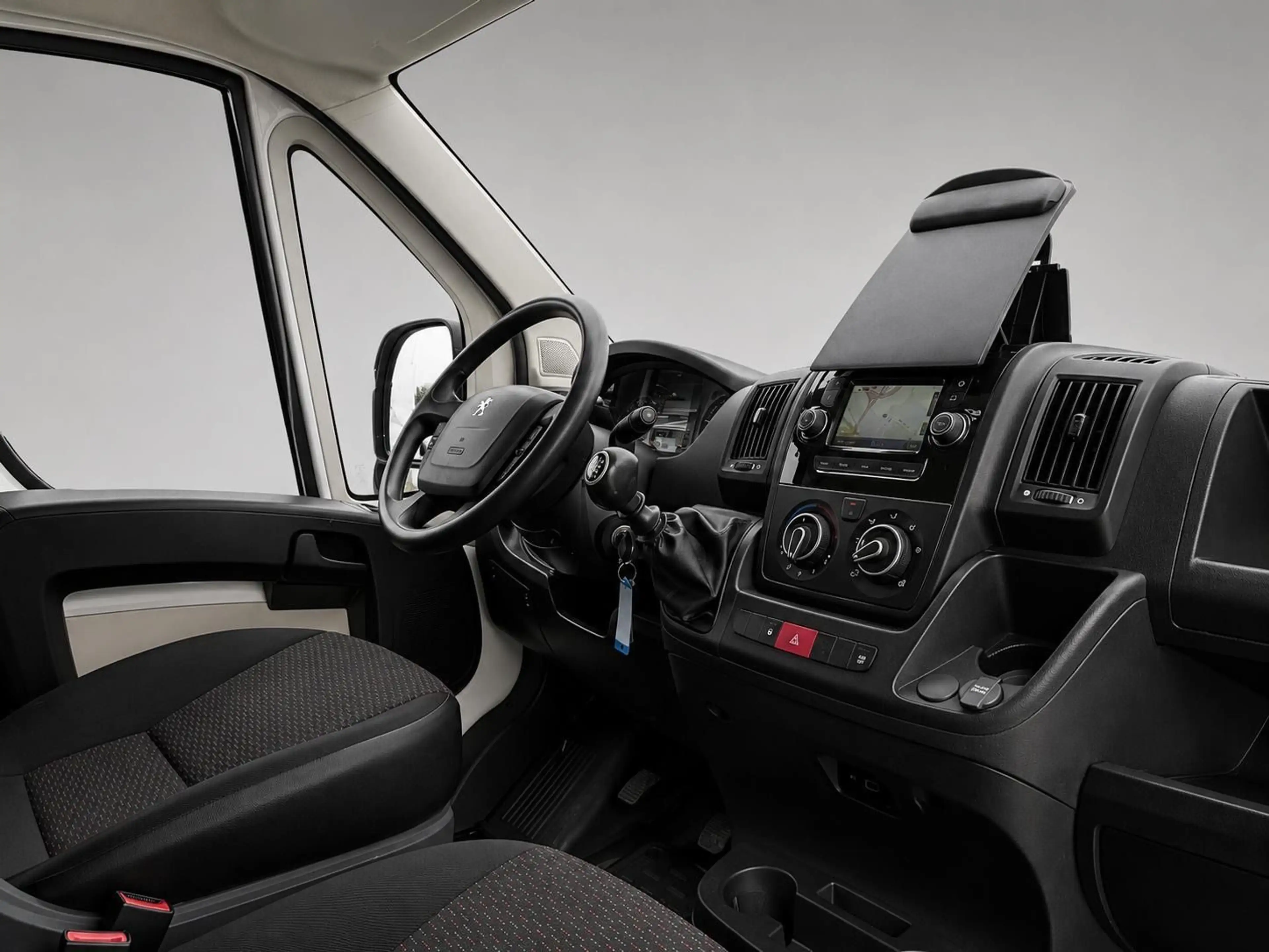 Peugeot Boxer Kasten 330 L1H1 Pro BlueHDi 130 * R-KAM * — photo 11