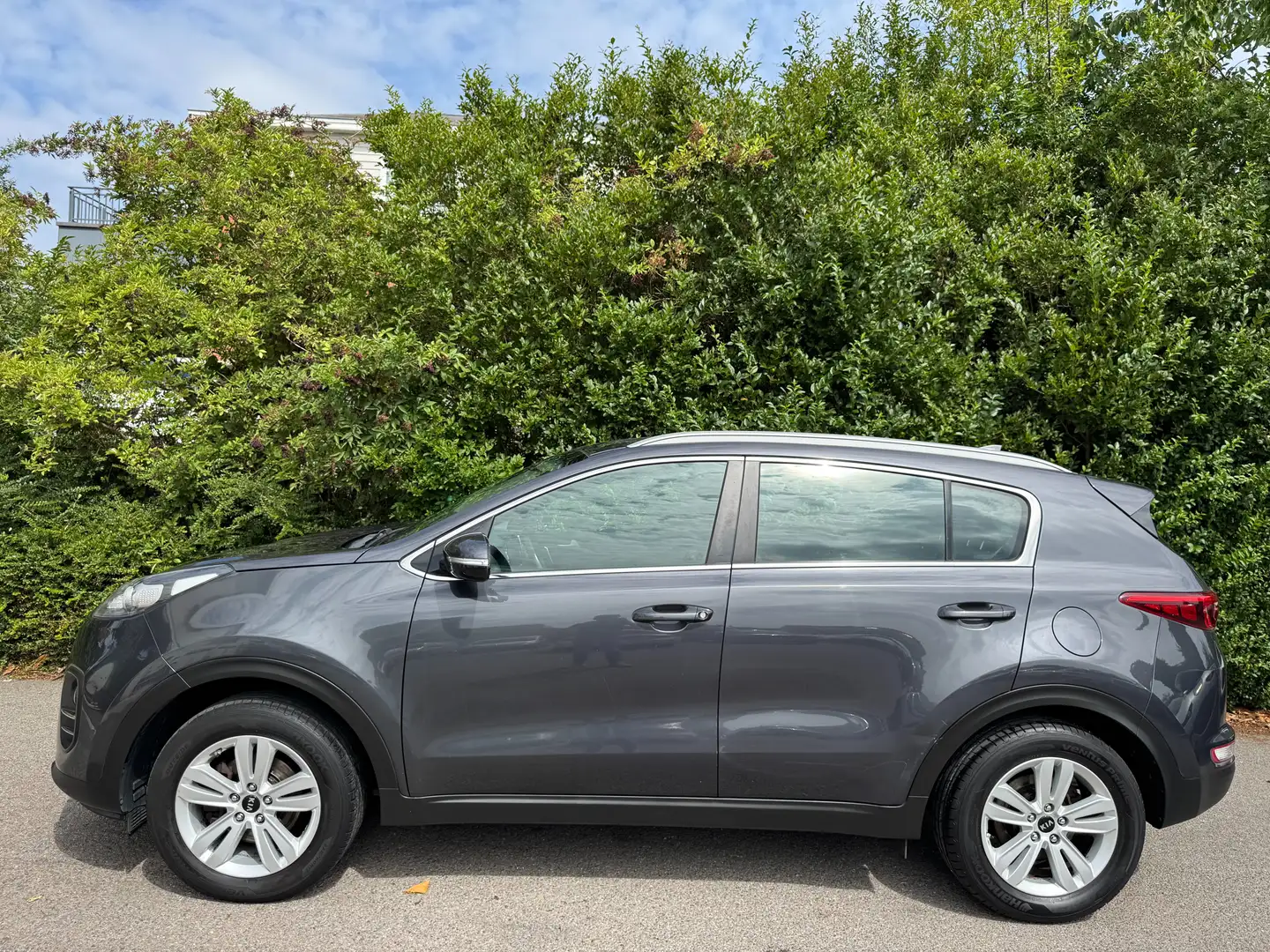 Kia Sportage Sportage 1.6i 2WD Navi Edition ISG Gris - 2