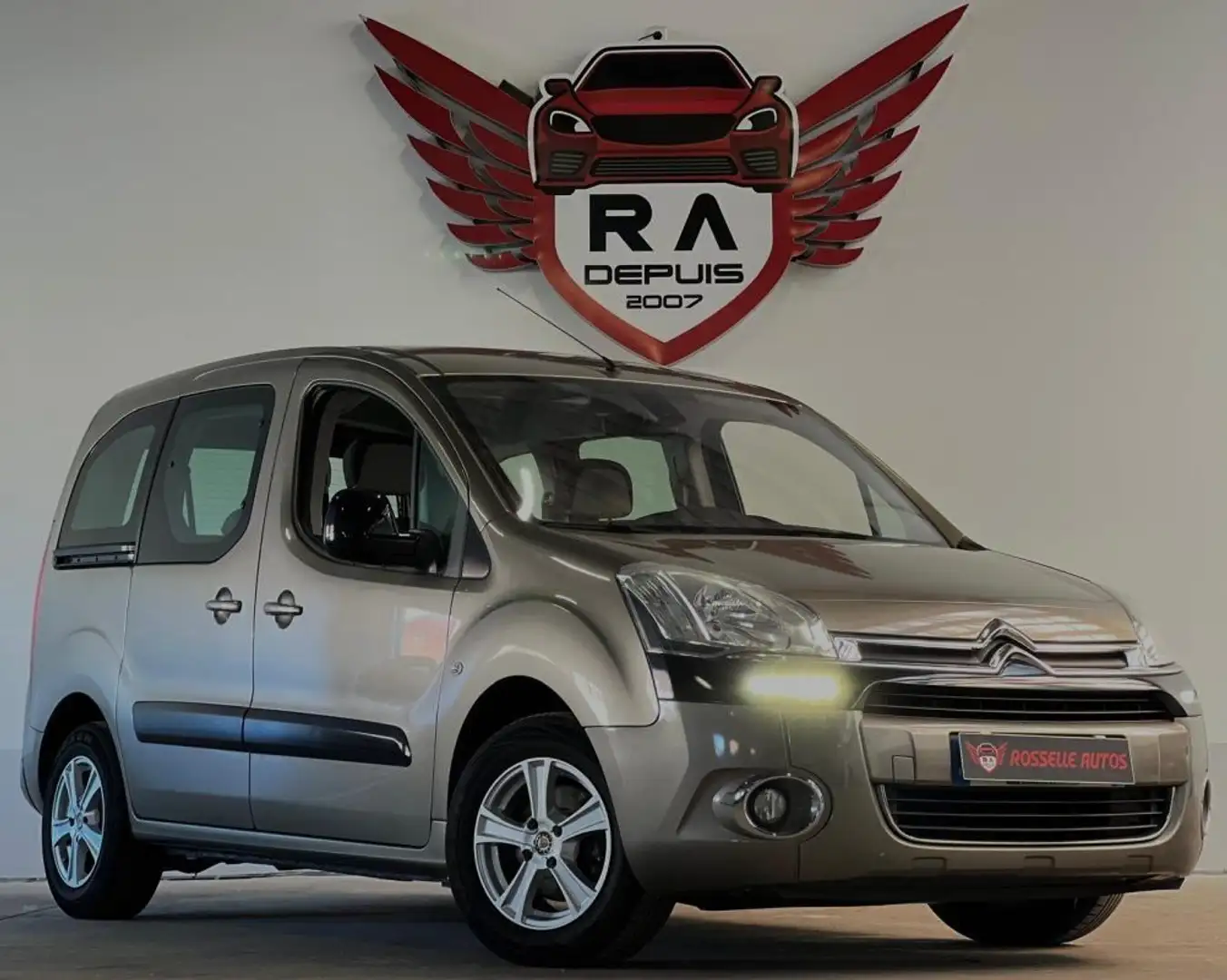 Citroen Berlingo 1.6 HDI 92CH BVA Gris - 1