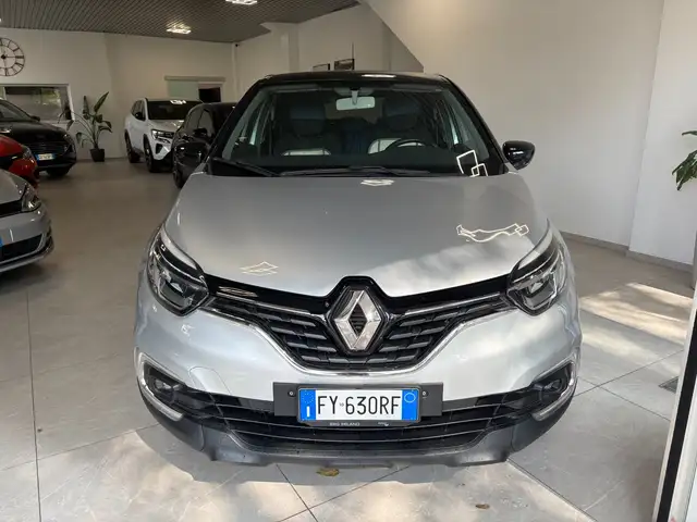 Renault Captur view 2