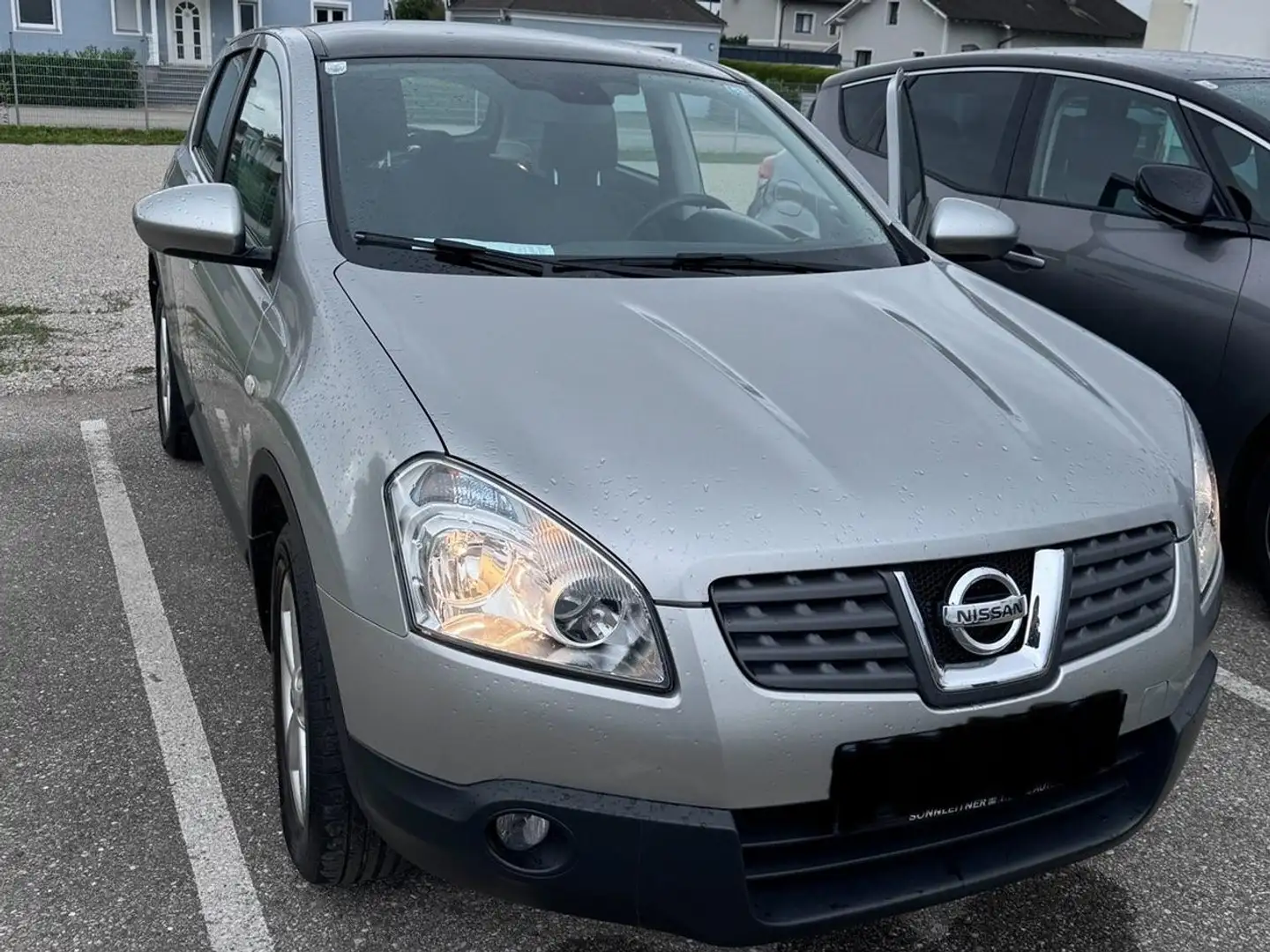 Nissan Qashqai Qashqai 1,6 16V acenta 2WD acenta Silber - 2