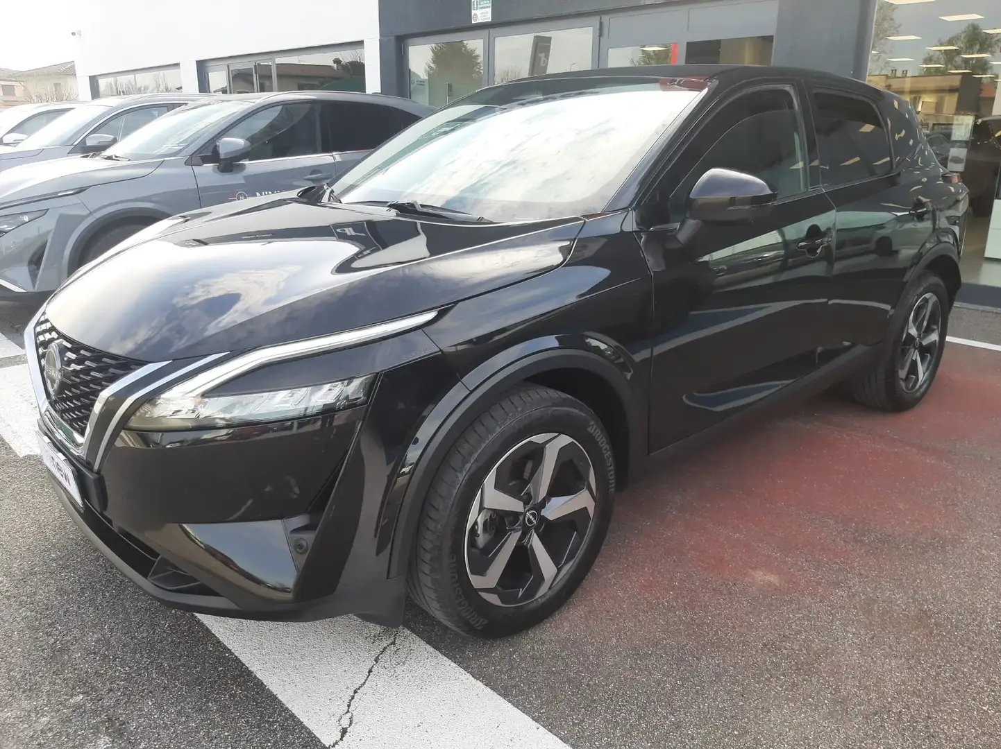 Nissan Qashqai Qashqai 1.3 mhev N-Connecta 2wd 140cv Negro - 2