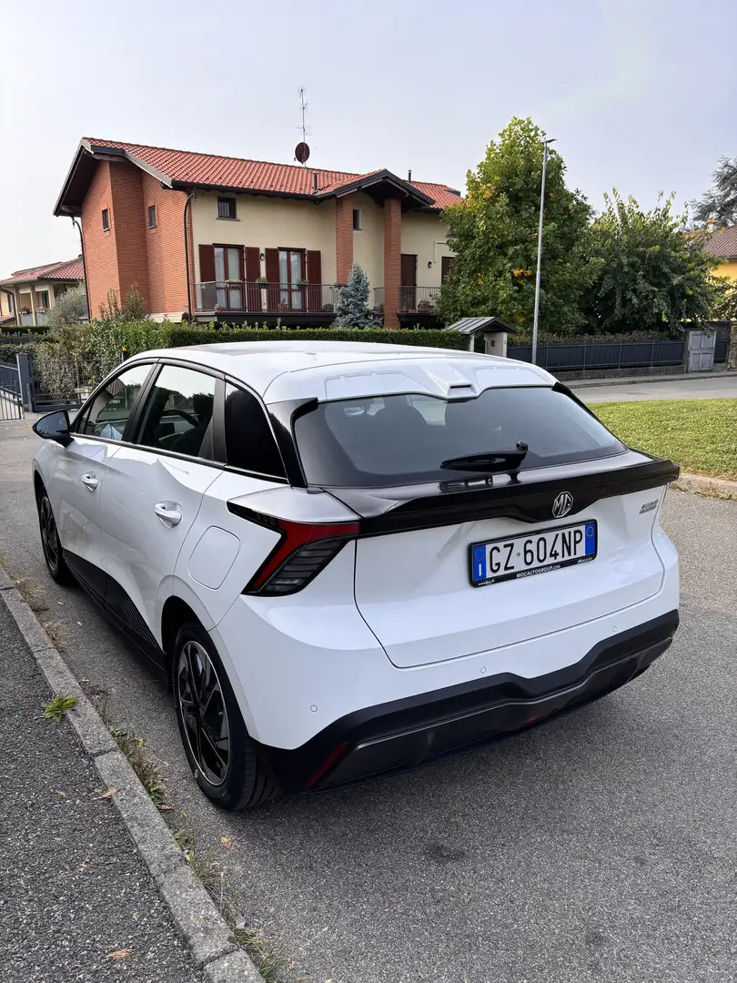 MG MG4 Standard49 Bianco - 2