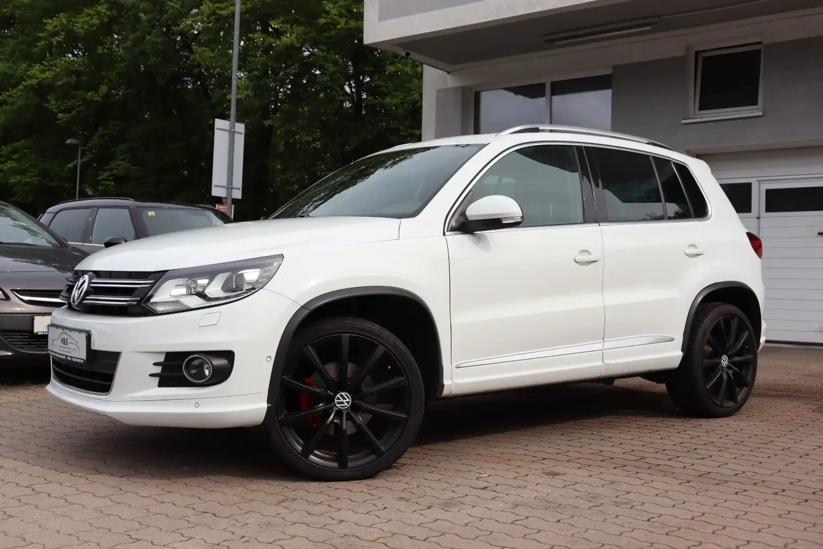 Volkswagen Tiguan 2.0 TDI R-LINE 4Motion Panorama Weiß - 2