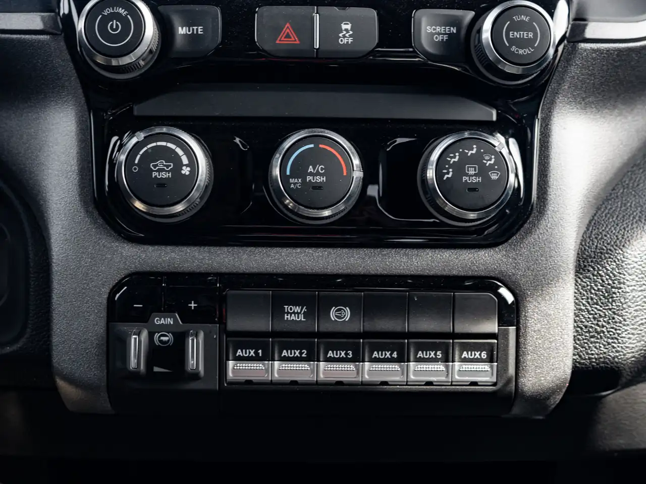 RAM 2500 photo RAM 2500