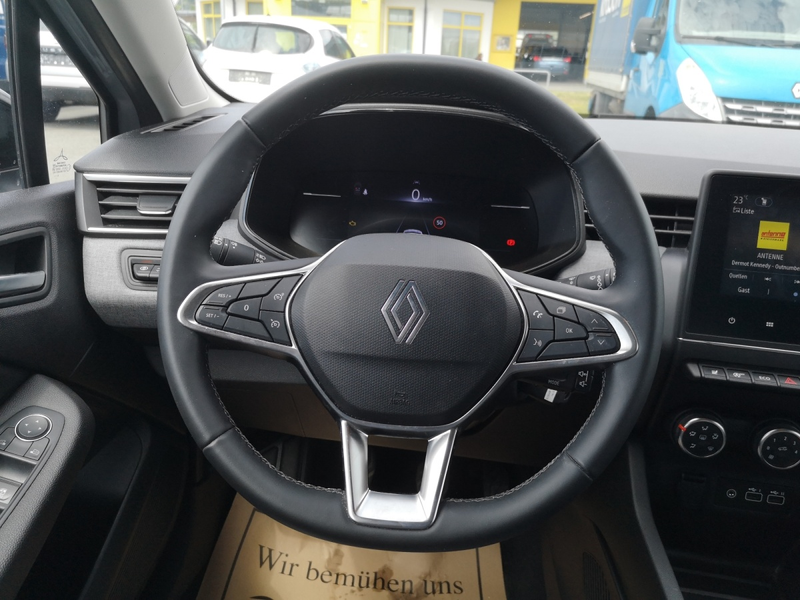 Renault Clio Evolution TCe 90 — photo 13