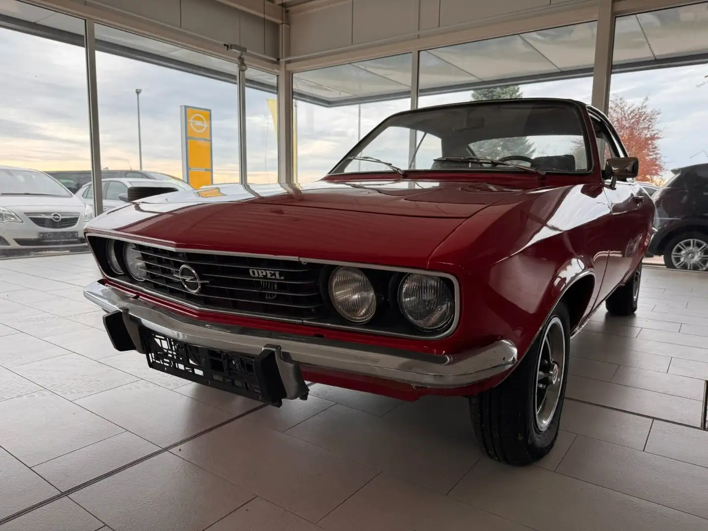 Opel Manta A (L Berlinetta) Rot - 1
