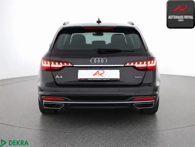 Audi A4 view 4
