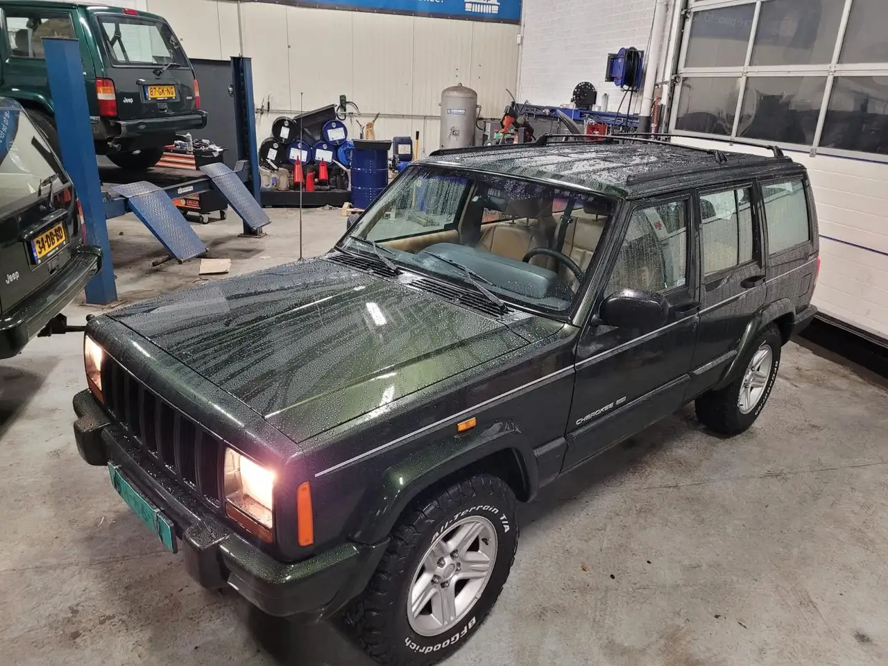 Jeep Cherokee 4.0i Limited, foto 7