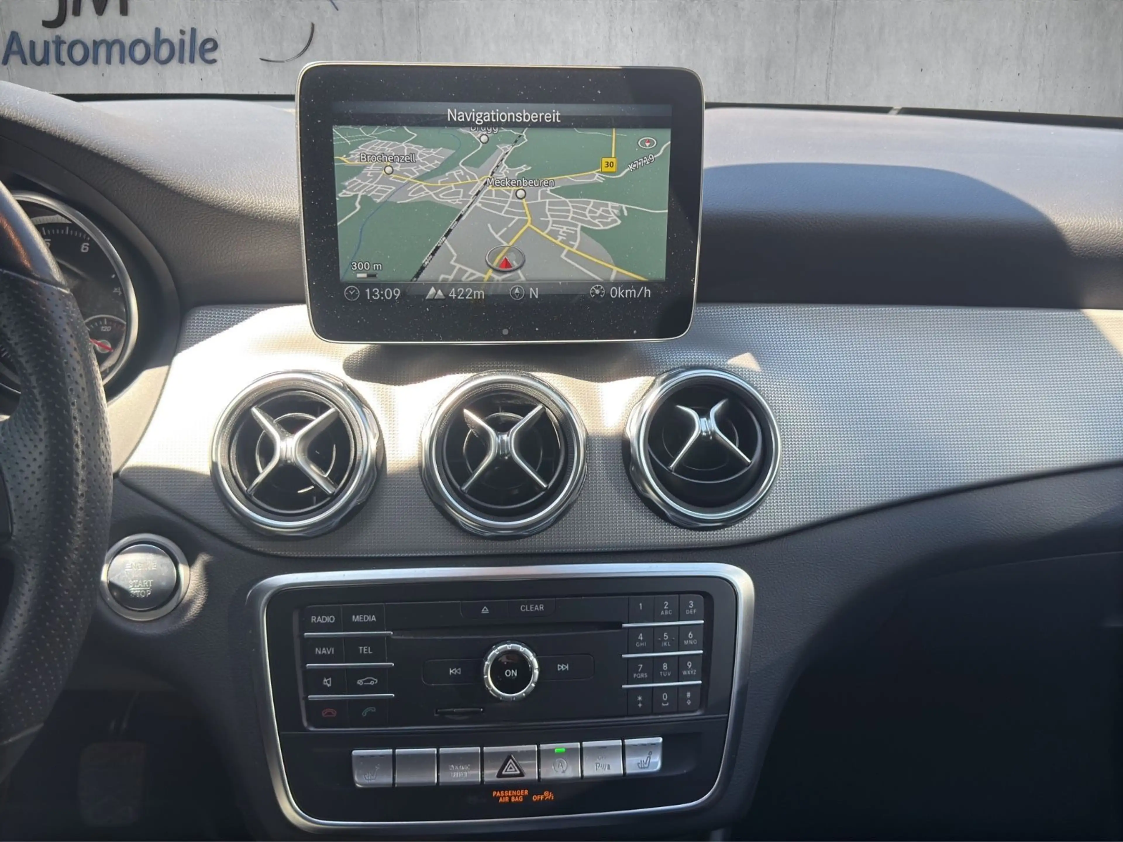Mercedes-Benz GLA 180 LED Navi Klima — photo 15