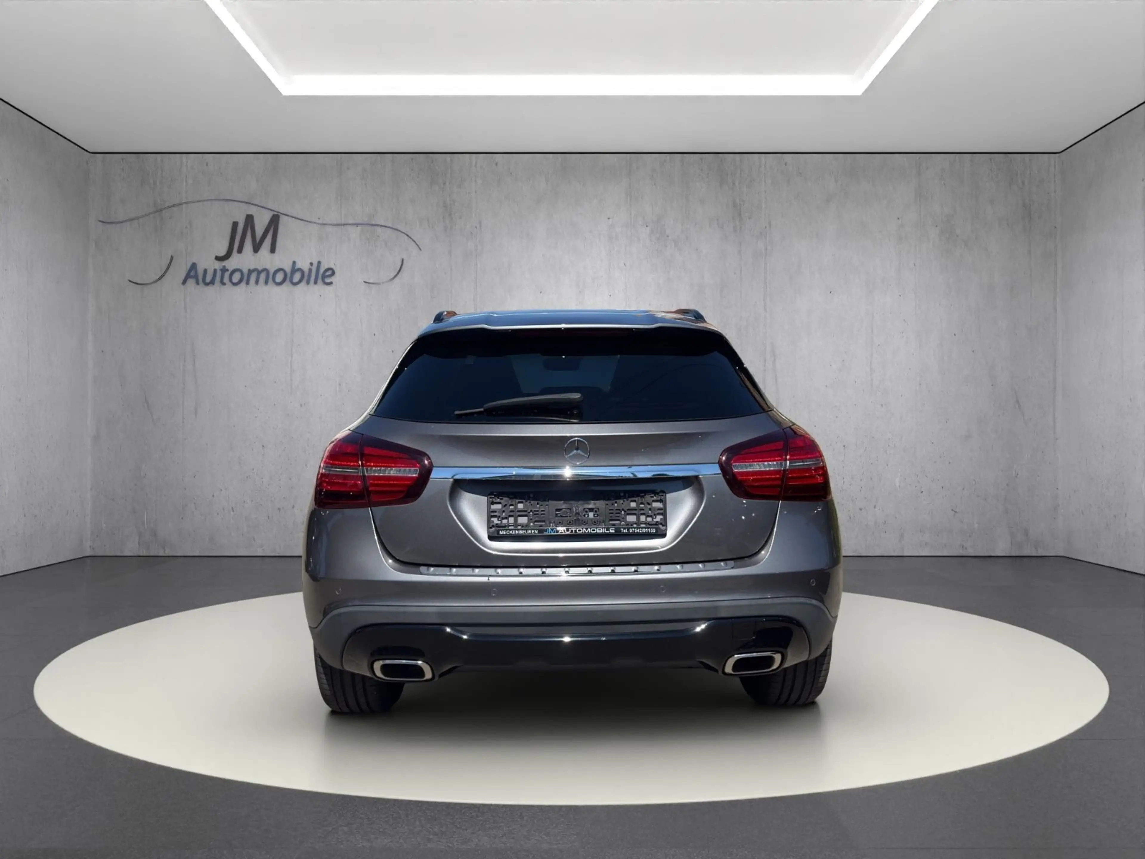 Mercedes-Benz GLA 180 LED Navi Klima — photo 6
