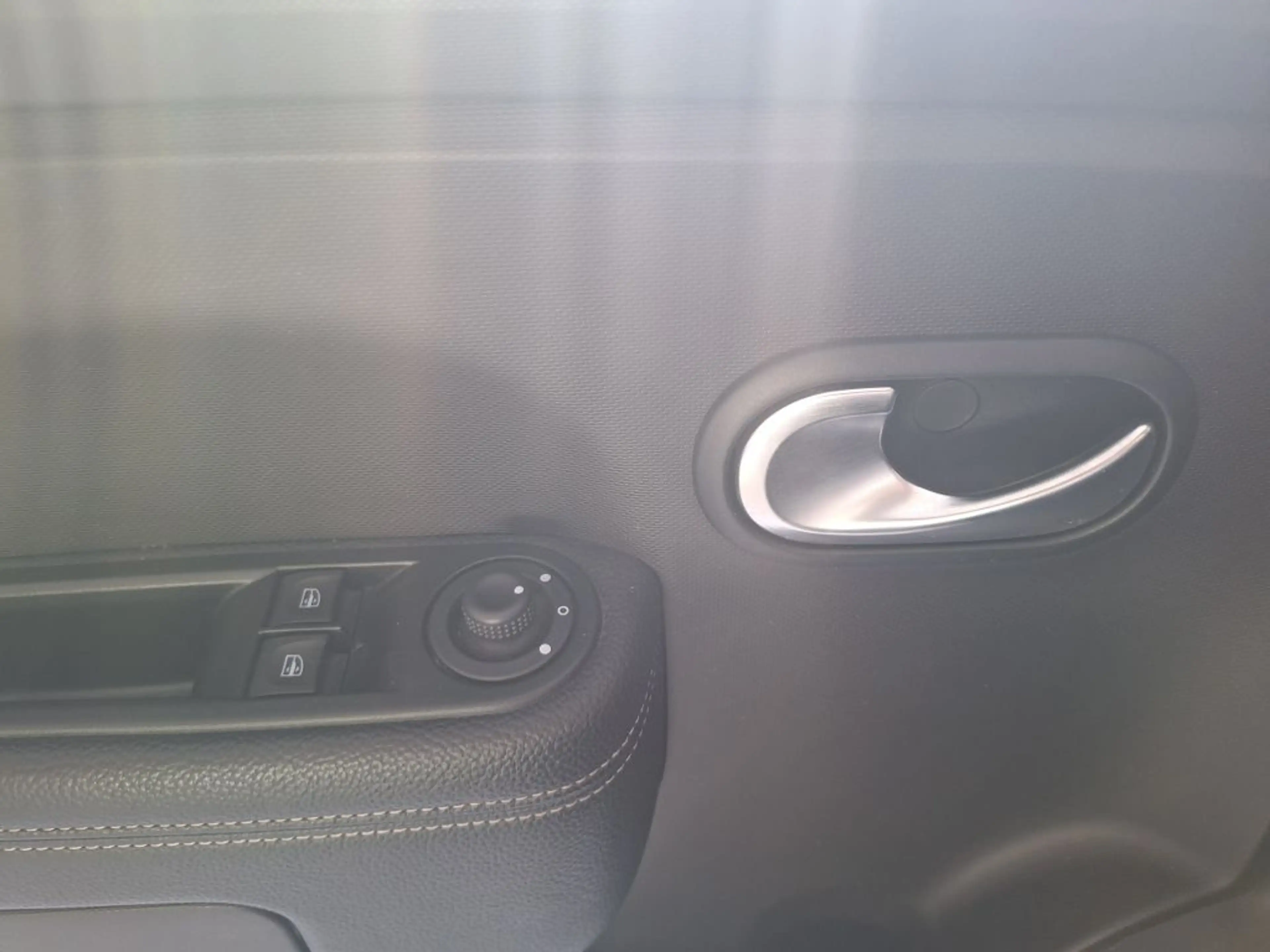 Renault Twingo Electric URBAN NIGHT — photo 9