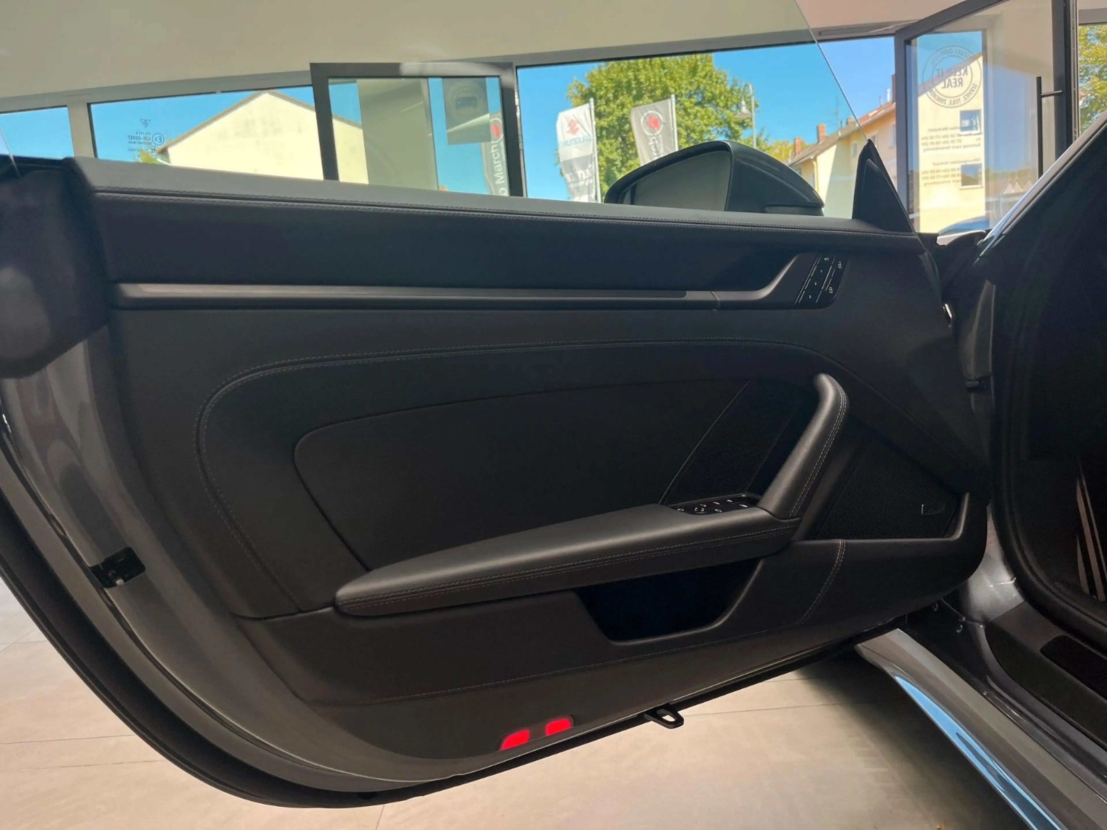 Porsche 992 .2 Carrera T Cabriolet*Matrix*360°*Ganzleder* — photo 8