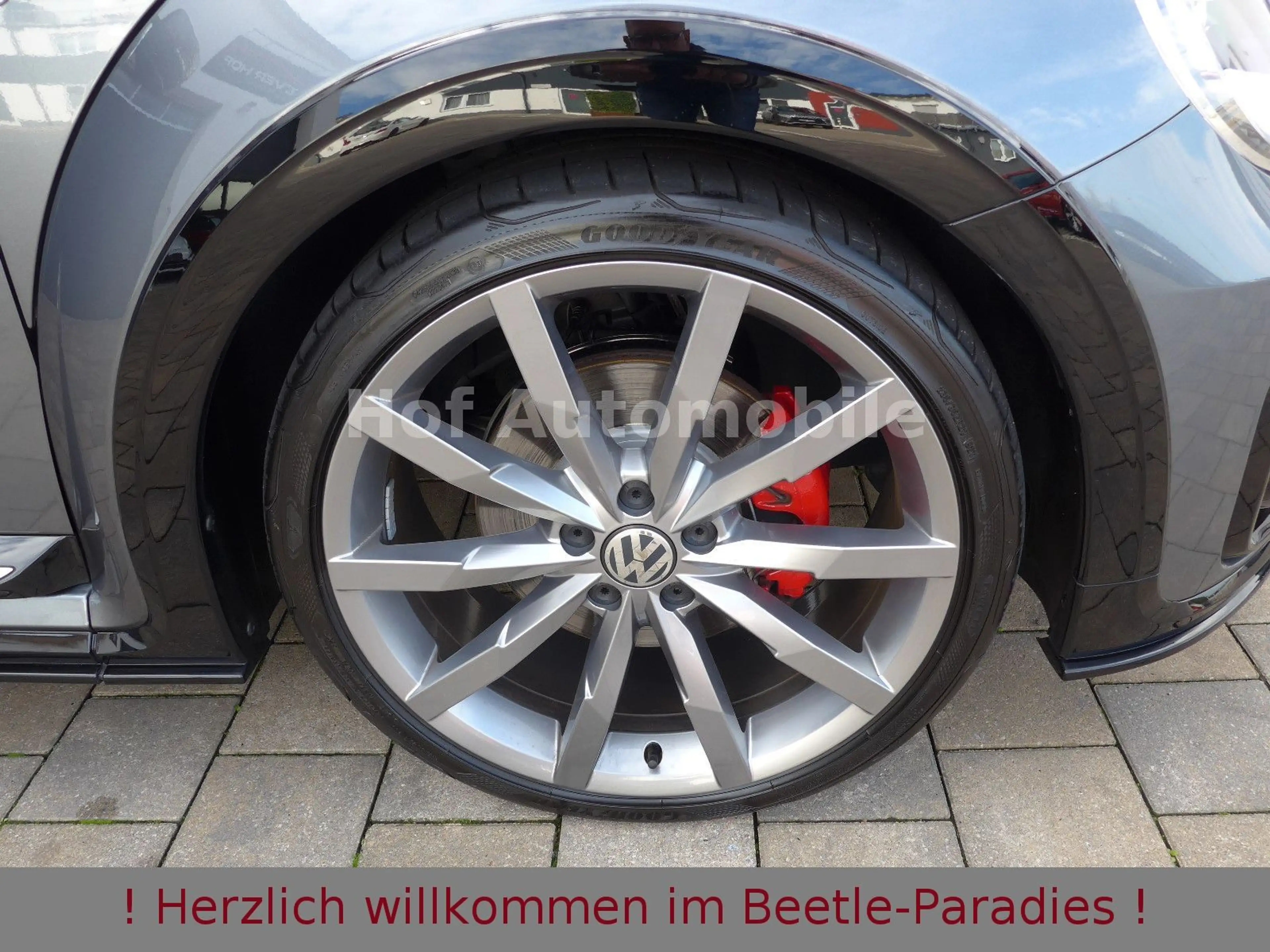 Volkswagen Beetle 2.0TSI DSG KARMANN R-Line Xenon AppCo. — photo 10