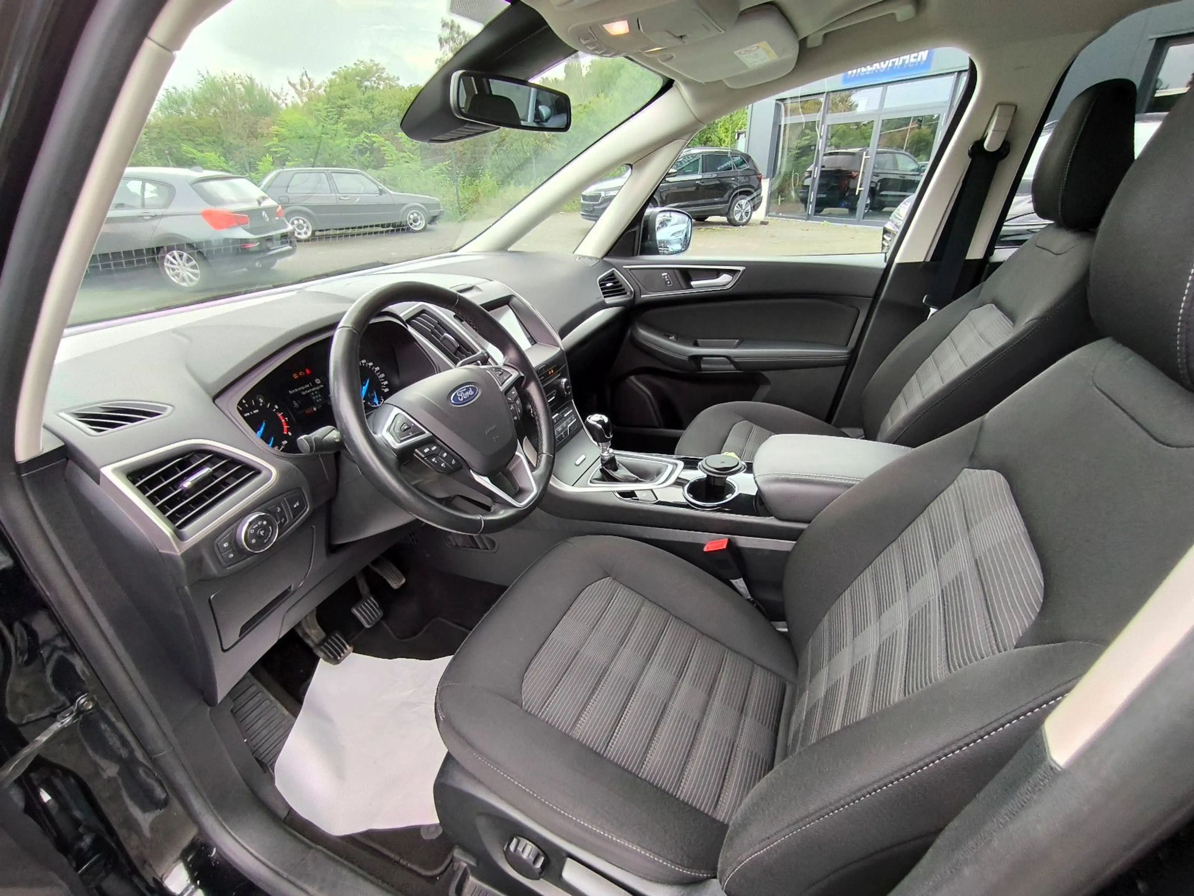 Ford Galaxy Business,7 SITZE,2HAND,NAVI,PDC,KLIMA — photo 4