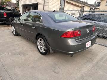 4dr Sdn CXL V8