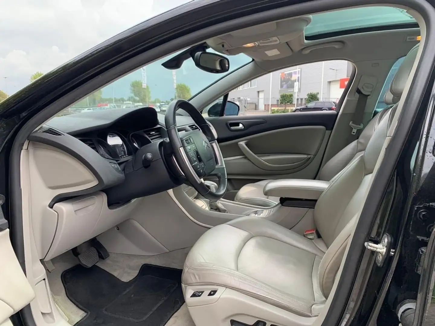 Citroen C5 C5 Tourer V6 HDi 205 Biturbo FAP Exclusive Schwarz - 1