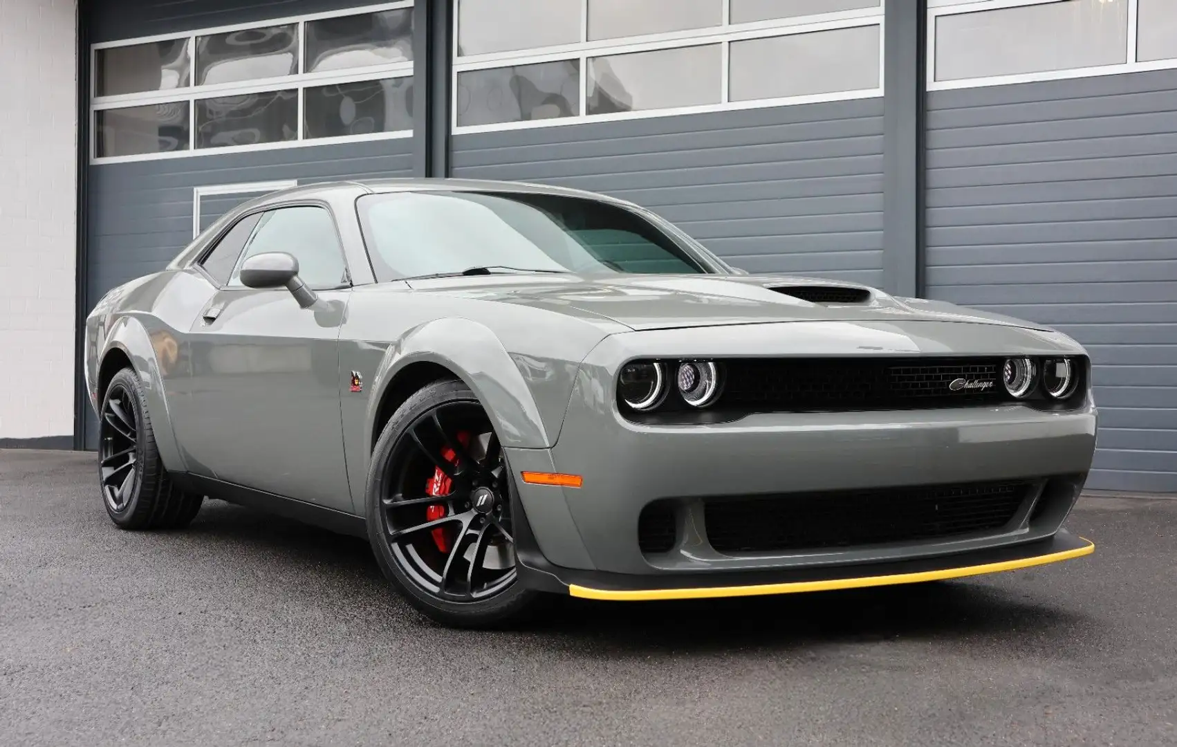 Dodge Challenger 6.4 WideBody/BREMBO/ALPINE/SHZ/KAM/20 Gris - 1