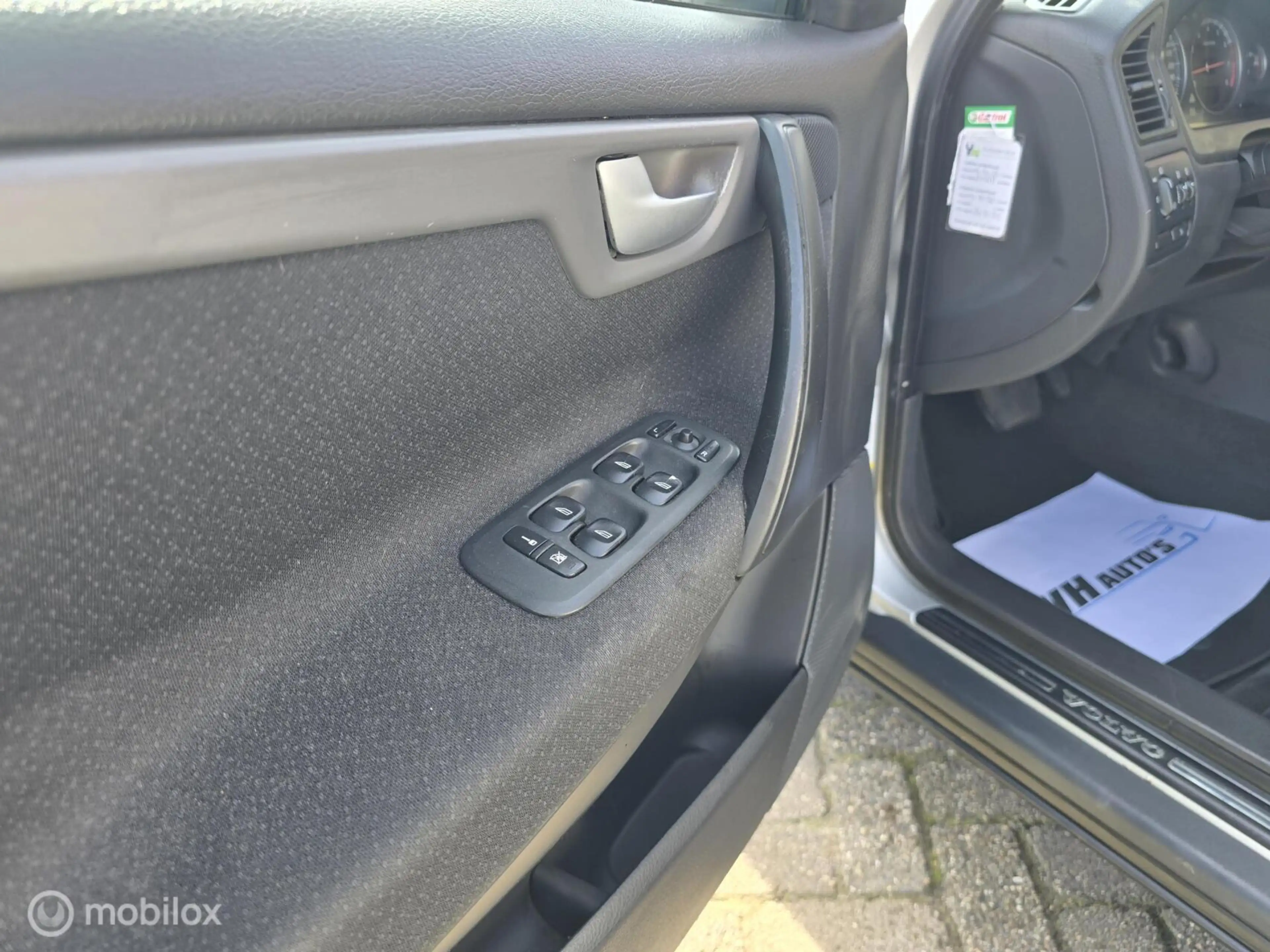 Volvo V70 2.4 Edition II Car play | Automaat | camera — photo 7