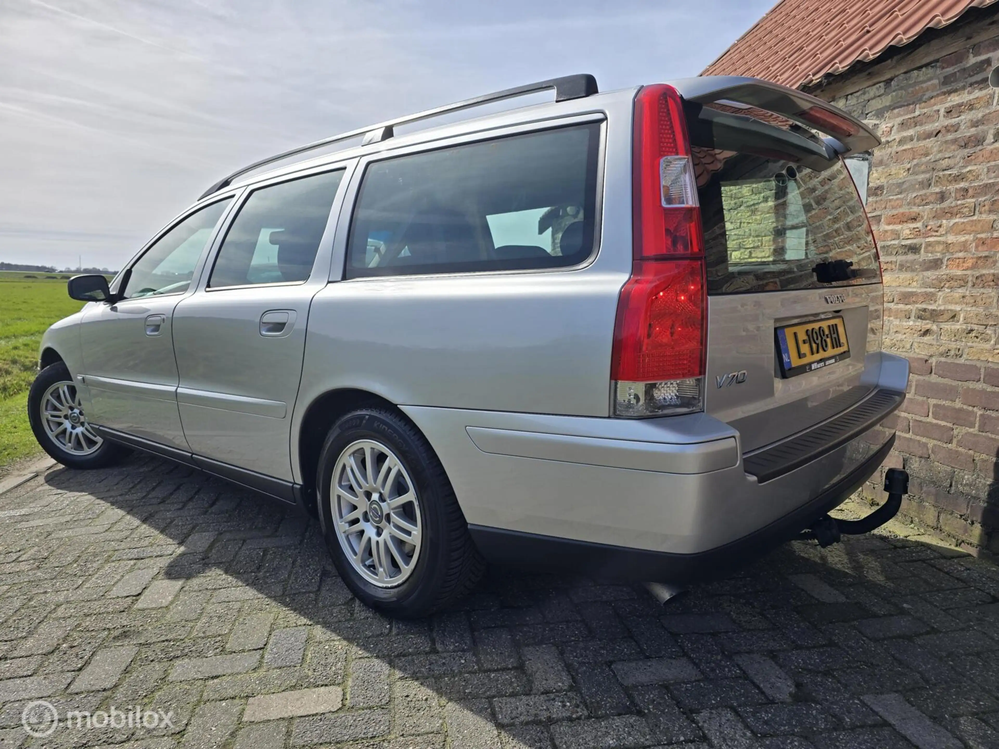 Volvo V70 2.4 Edition II Car play | Automaat | camera — photo 11