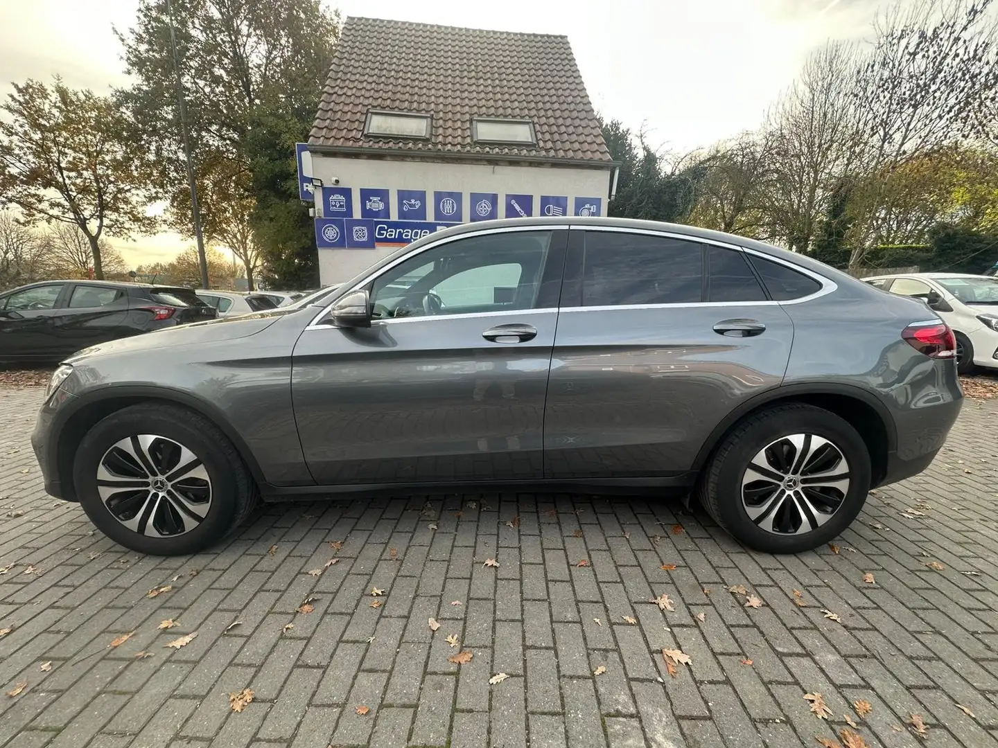 Mercedes-Benz GLC 200 GLC Coupé 200 d 4-Matic Business Solution Gris - 2