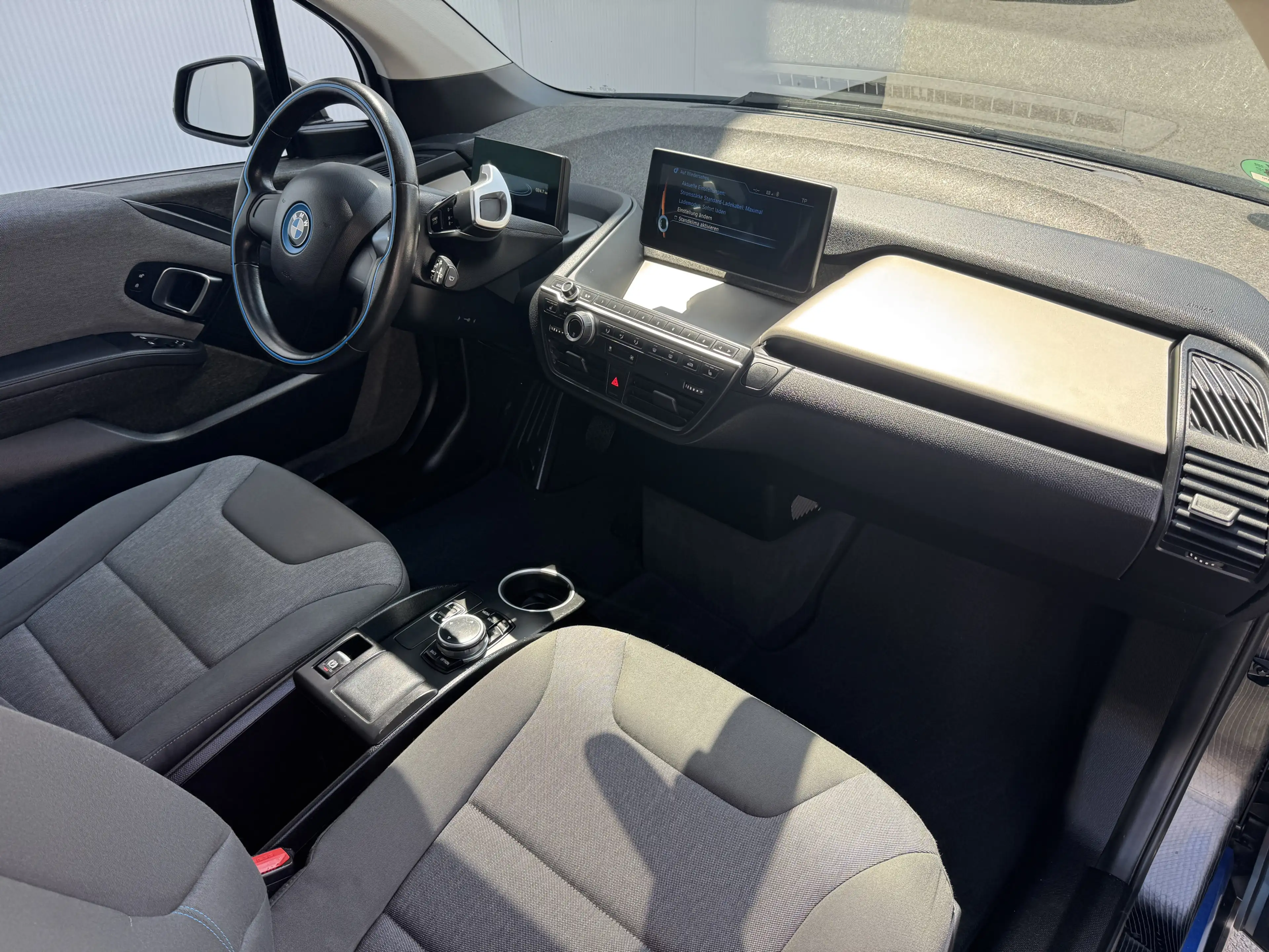 BMW i3 Basis — photo 10