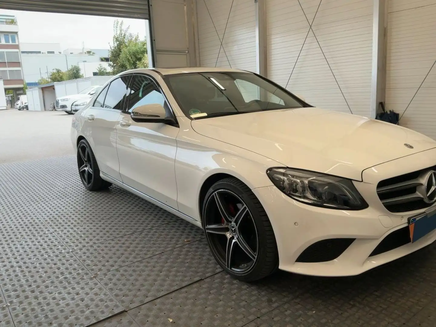 Mercedes-Benz C 220 C-Klasse d Avantgarde LED*RFK*DAB Weiß - 2