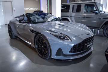 4.0 V8