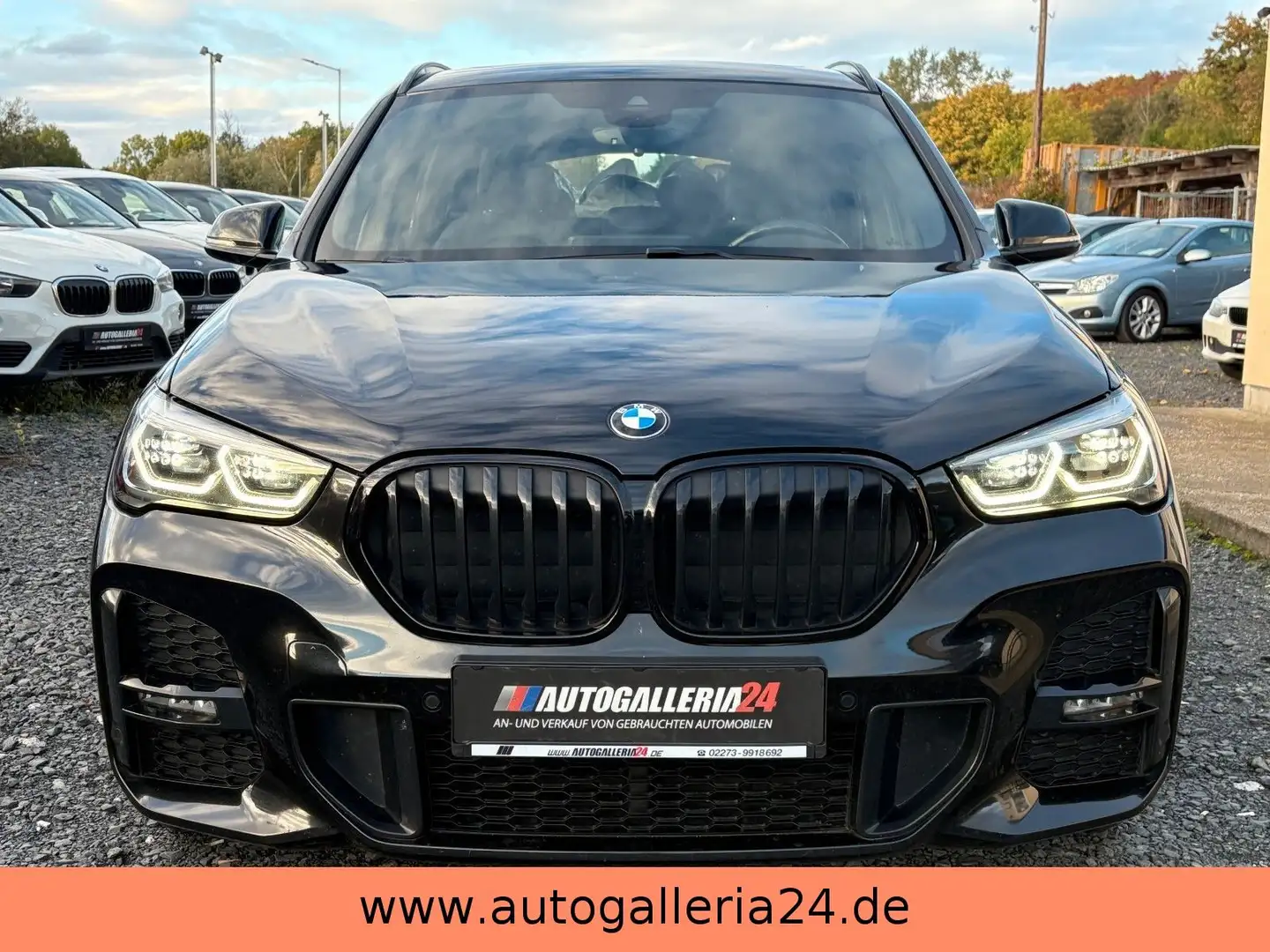 BMW X1 sDrive18d Aut. M SPORTPAKET Navi LED Pano HUD Schwarz - 2