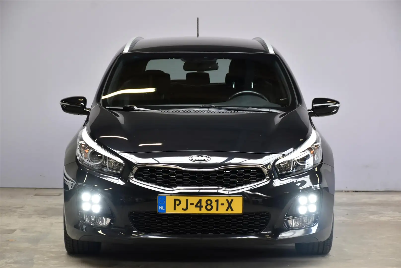 Kia Ceed SW / cee'd SW Cee D 1.0 T-GDi Eco Dynamics 120PK GT-Line | All S Zwart - 2