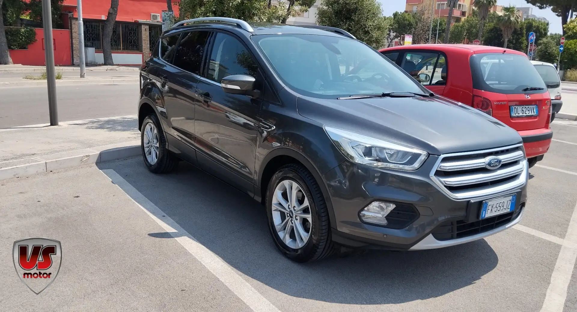 Ford Kuga 1.5 TDCI 120 CV S&S 2WD Powershift Edition Grigio - 1