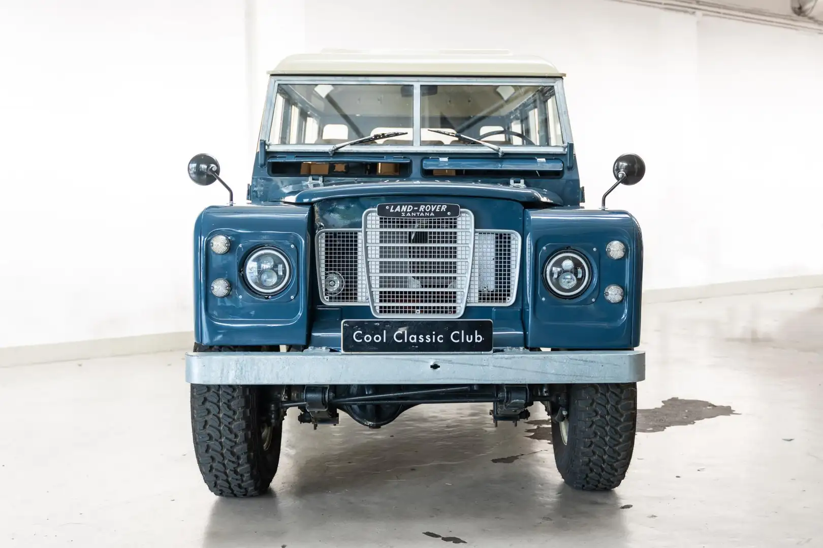Rover Rover Land Santana 109 - 1 of 1 EV - Fully Rebuilt - Blauw - 2