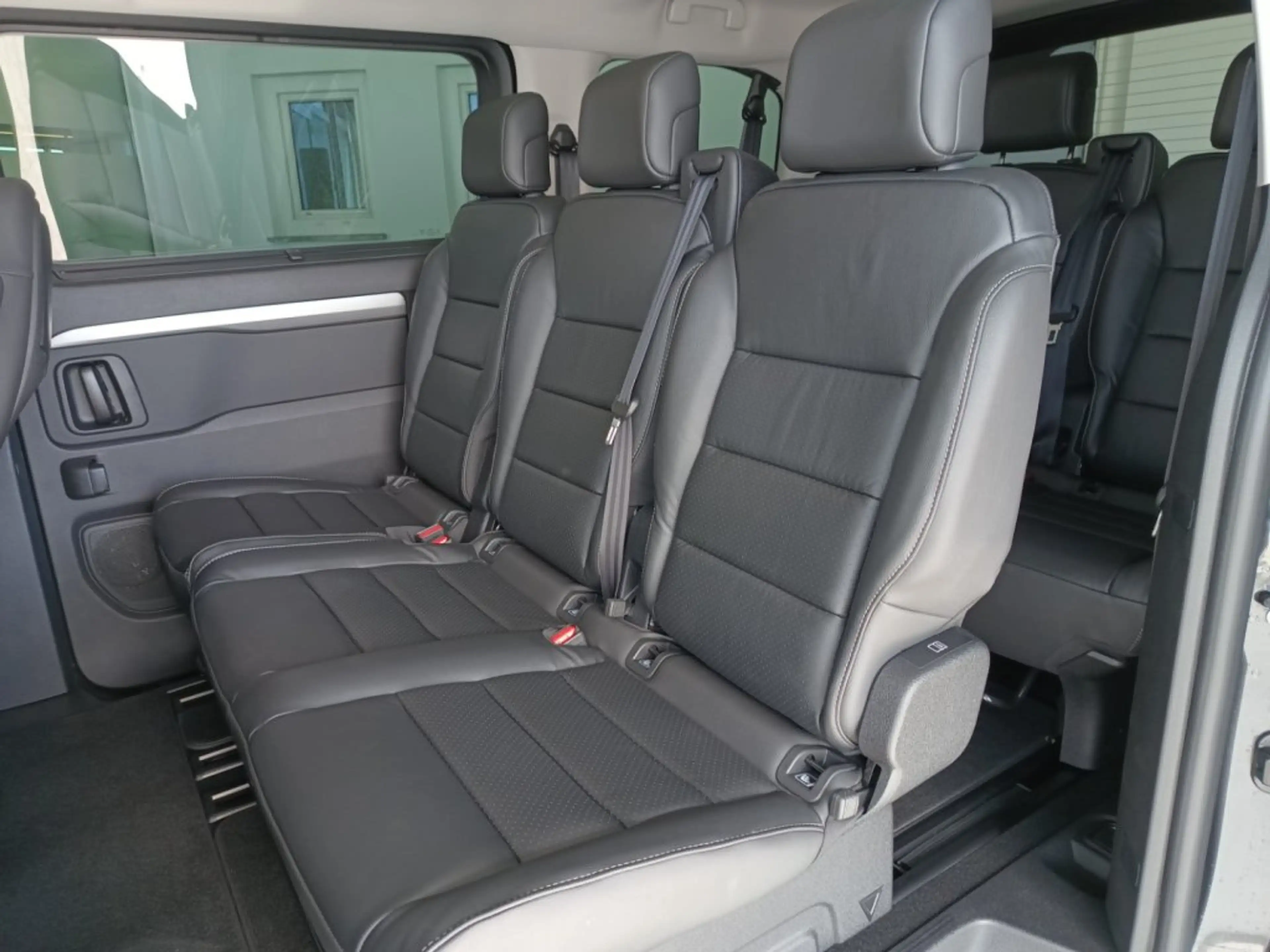 Citroen C4 SpaceTourer SPACETOURER LÄNGE M BlueHDi 180 S&S EAT8 Business — photo 10