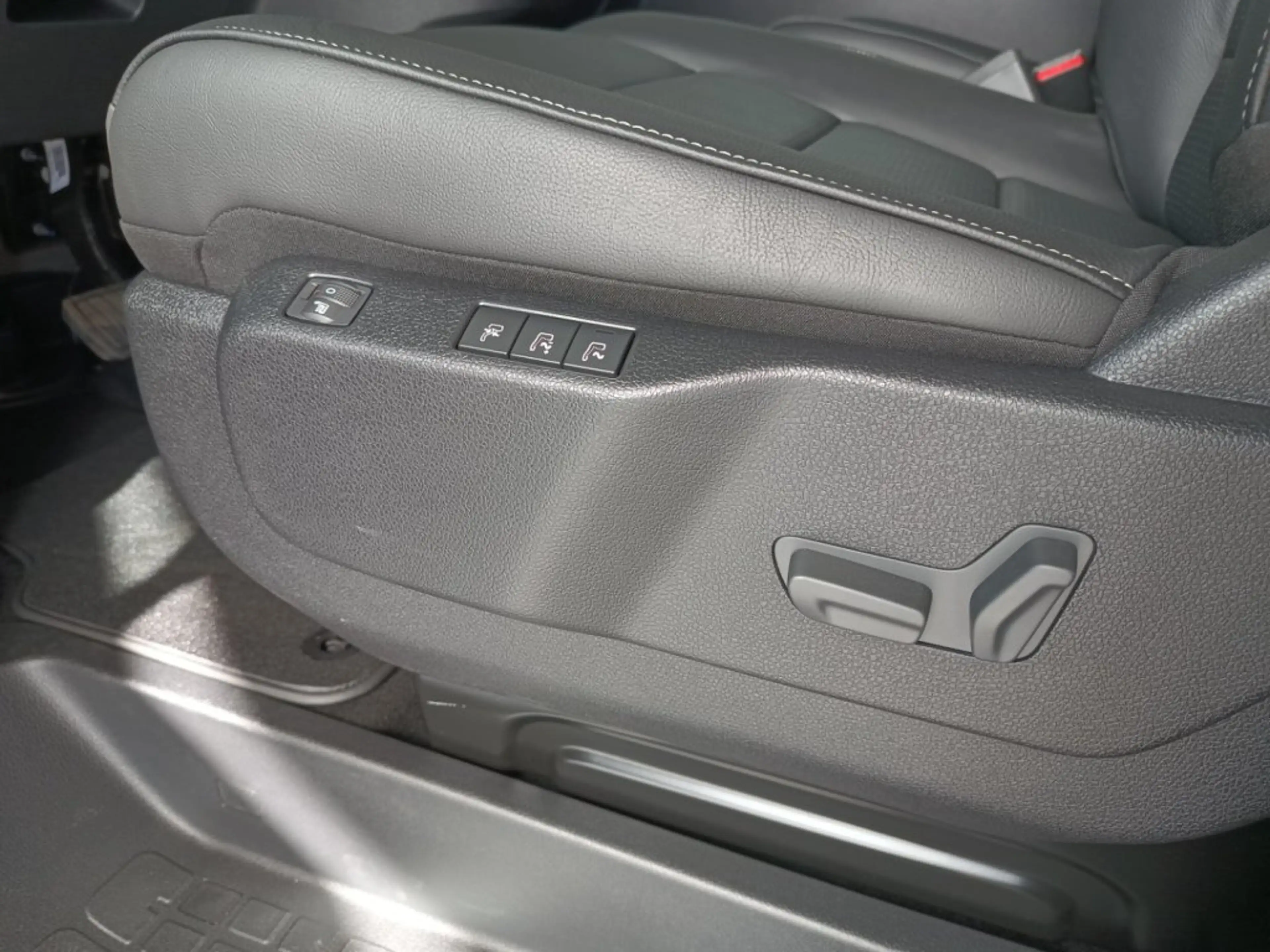 Citroen C4 SpaceTourer SPACETOURER LÄNGE M BlueHDi 180 S&S EAT8 Business — photo 14