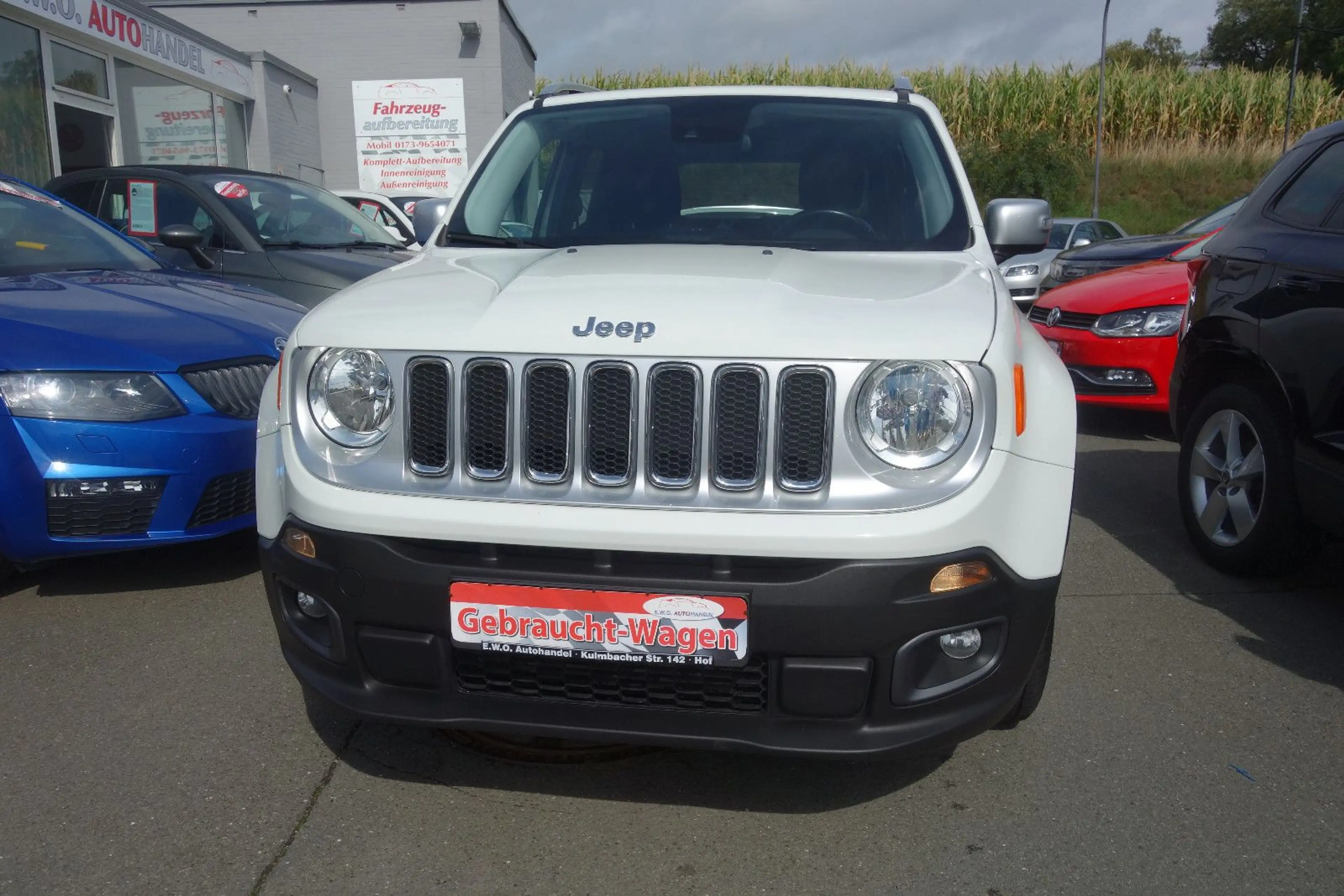 Jeep Renegade Limited FWD — photo 2