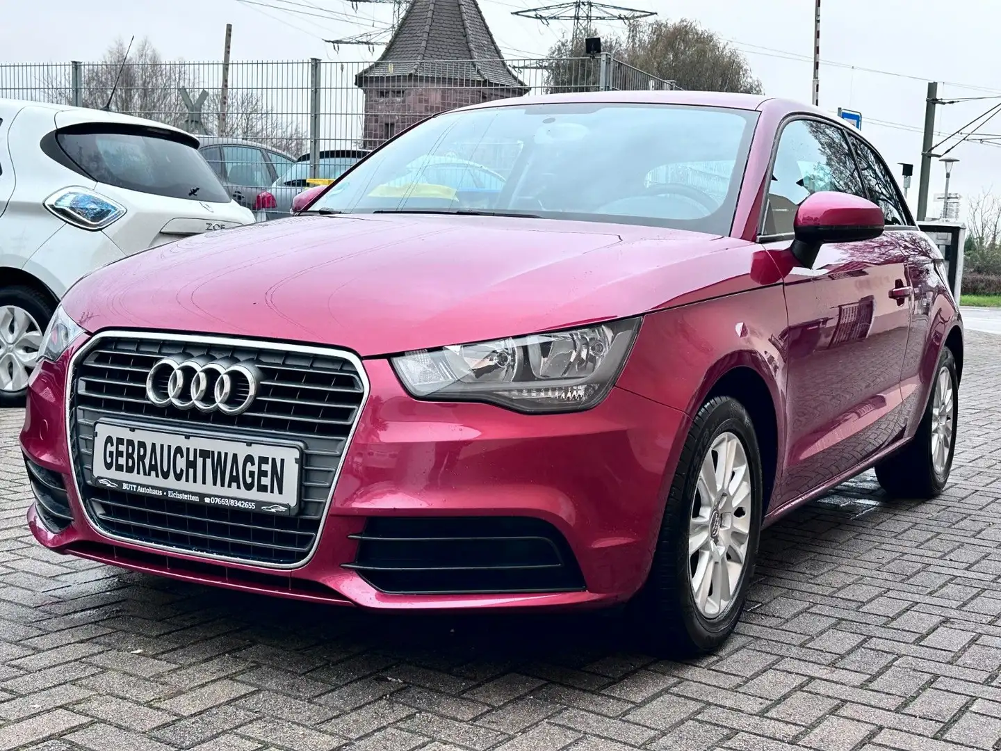 Audi A1 attraction Klima Mit TÜV Rot - 2