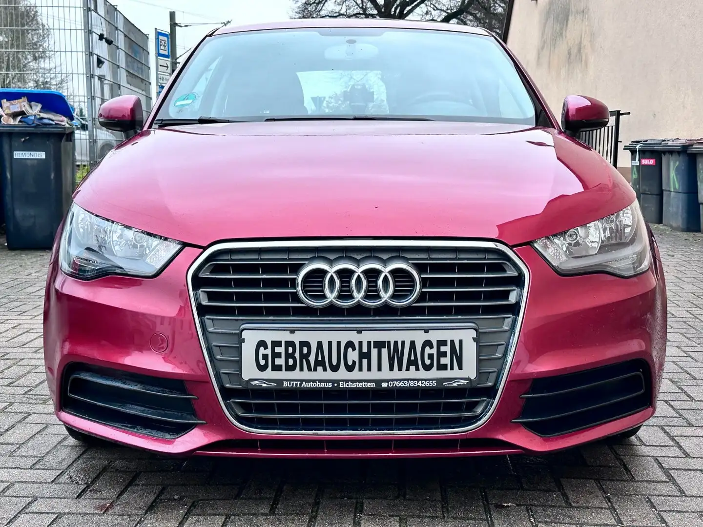 Audi A1 attraction Klima Mit TÜV Rot - 1