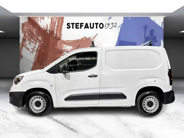 Opel Combo view 4
