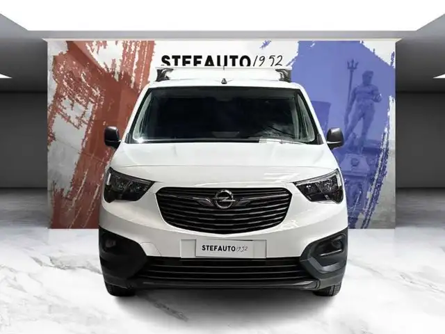 Opel Combo view 2