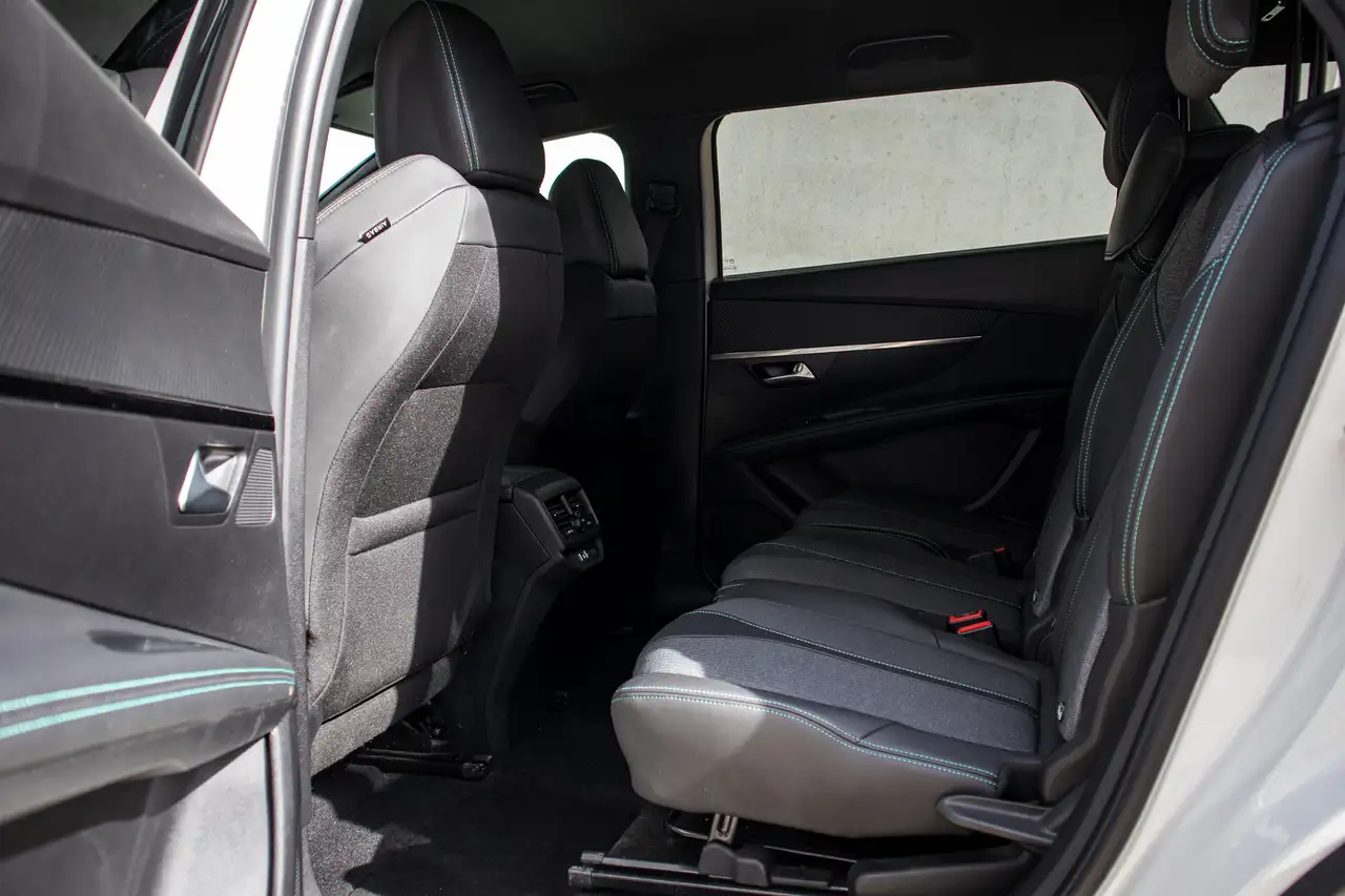 Peugeot 5008 1.2 Turbo MHEV Allure Pack DCT 9