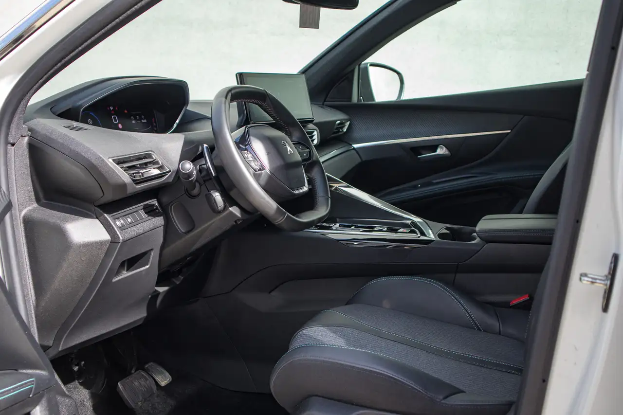 Peugeot 5008 1.2 Turbo MHEV Allure Pack DCT 6