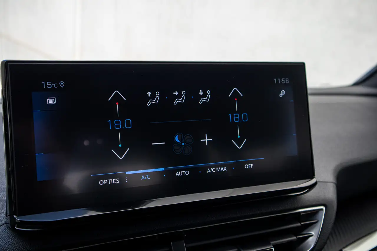 Peugeot 5008 1.2 Turbo MHEV Allure Pack DCT 20