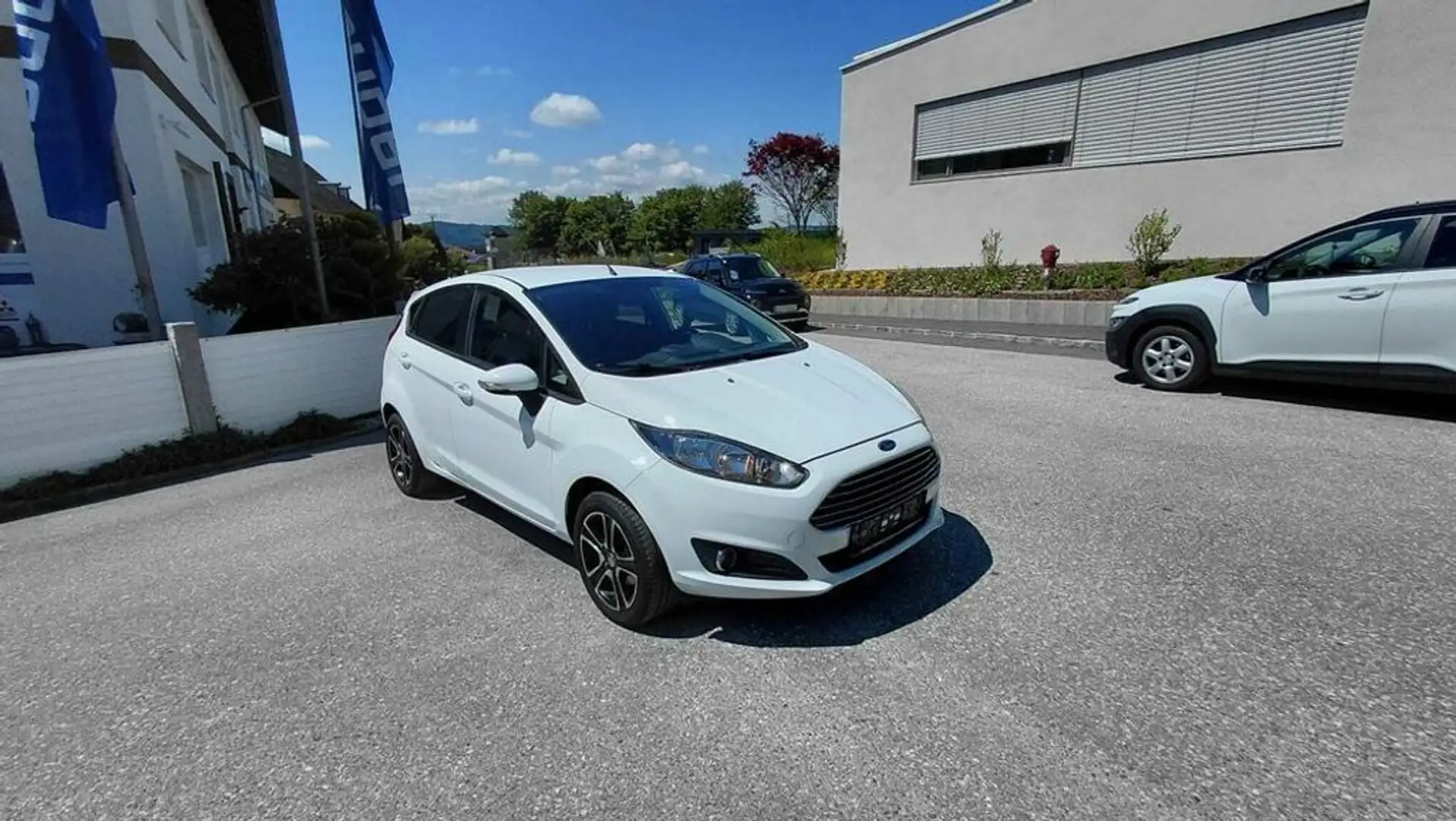Ford Fiesta Trend 1,25 Weiß - 1
